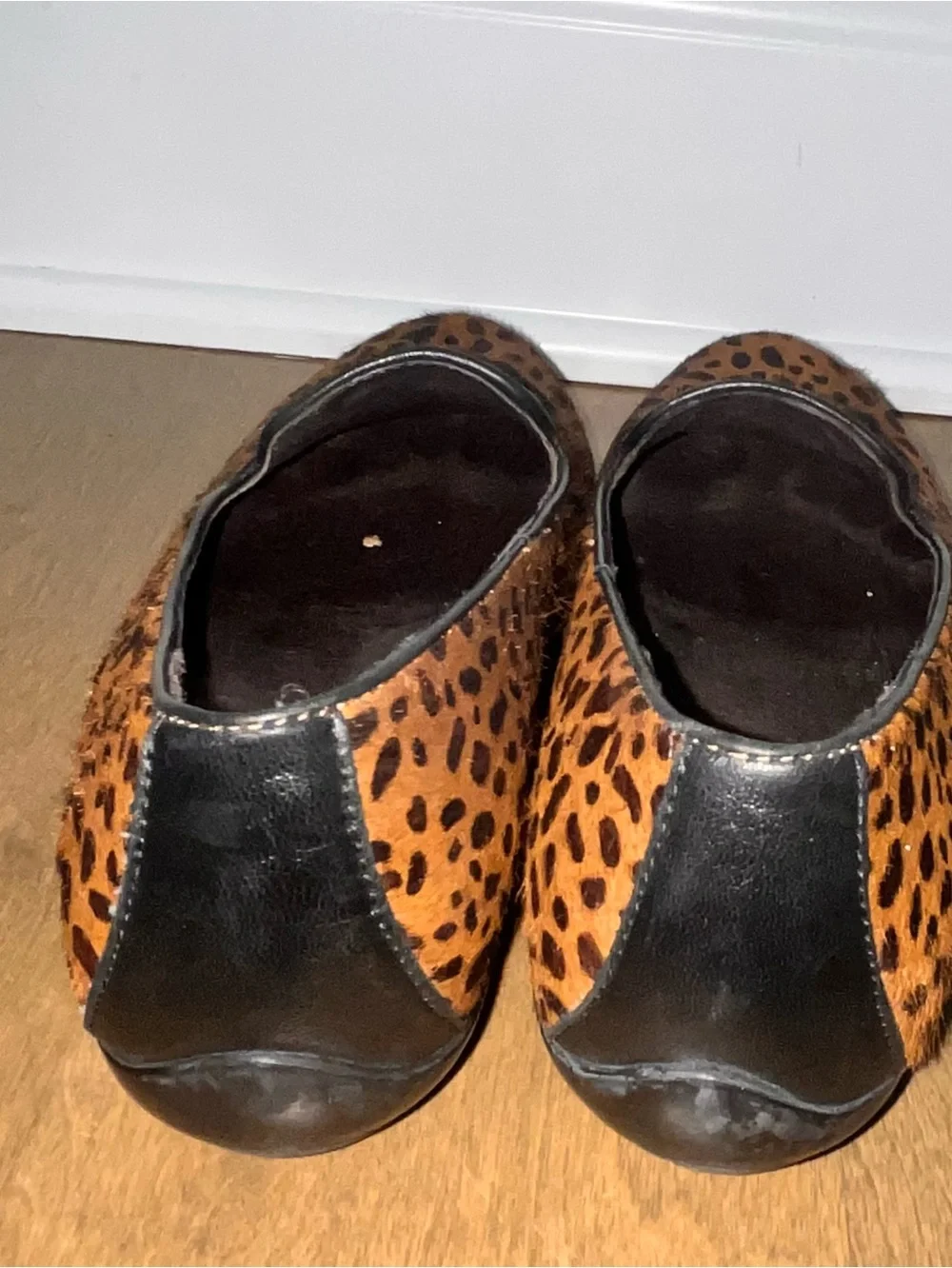Dansko Olivia Cheetah /Leopard Print Calf Hair Comfort Flats US 7.5-8 Euro 38